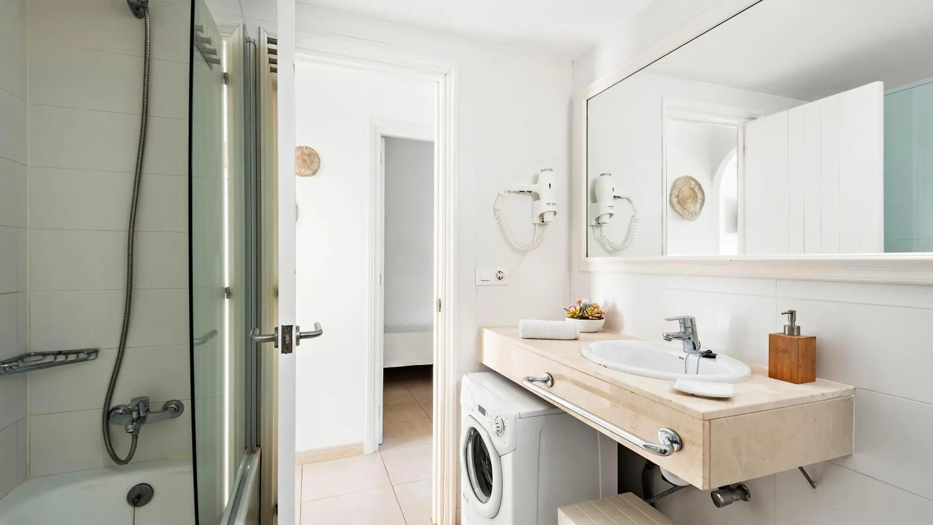 Apartamentos En Son Bou 0*,  Spain