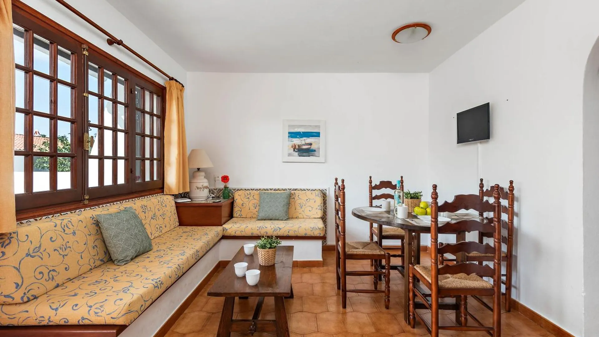 Apartamentos En Son Bou