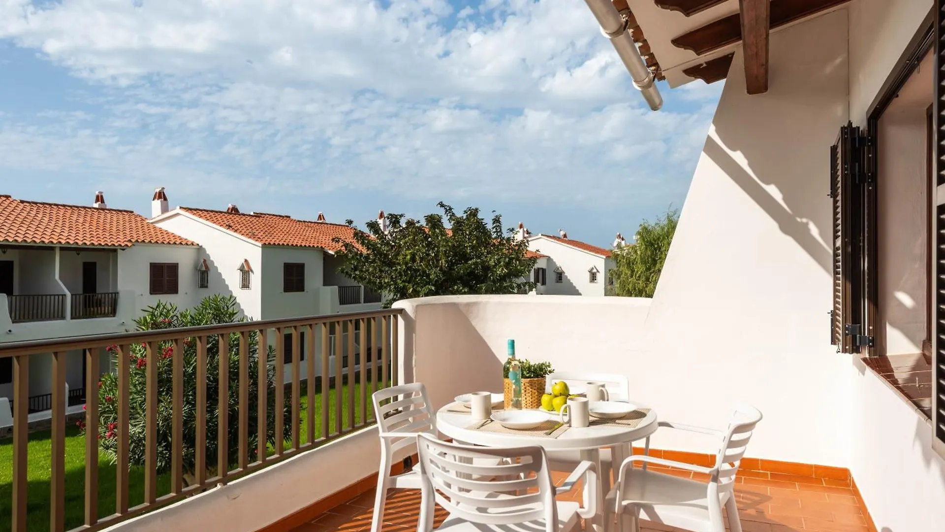 Apartamentos En Son Bou 0*,