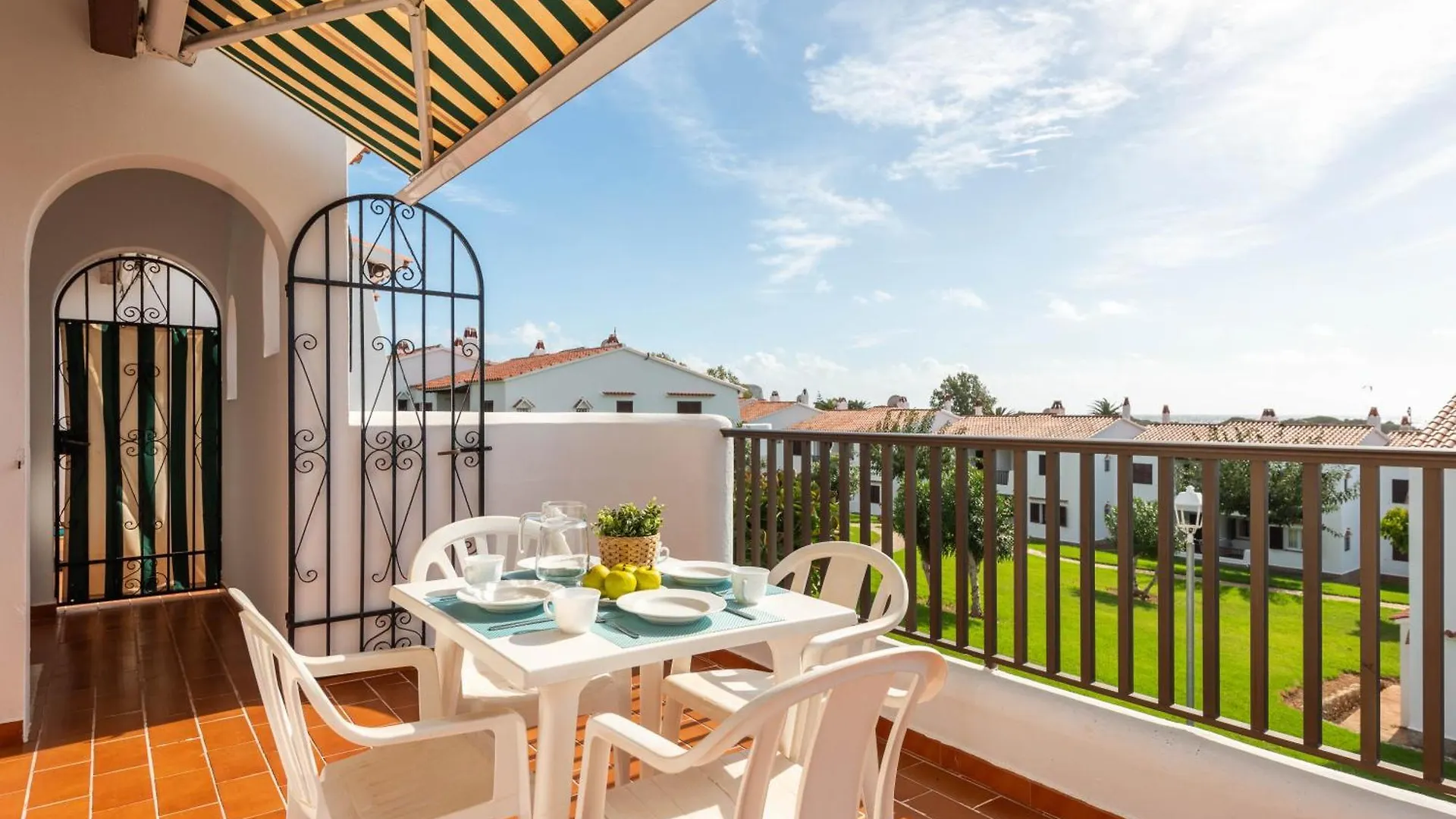 Apartamentos En Son Bou Spain