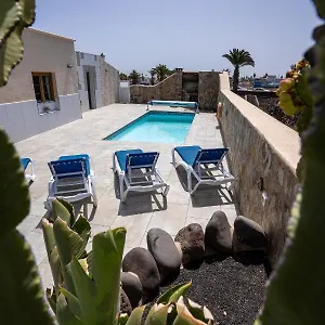 Tenike Playa Blanca (Lanzarote)