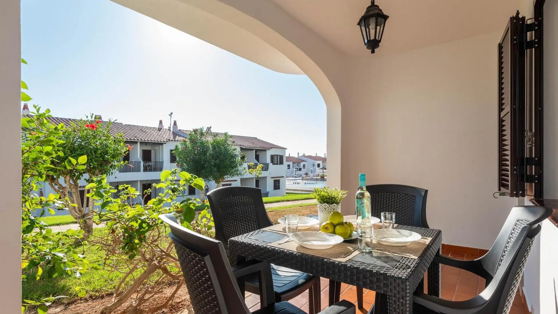 Apartamentos en Son Bou 0*,  España