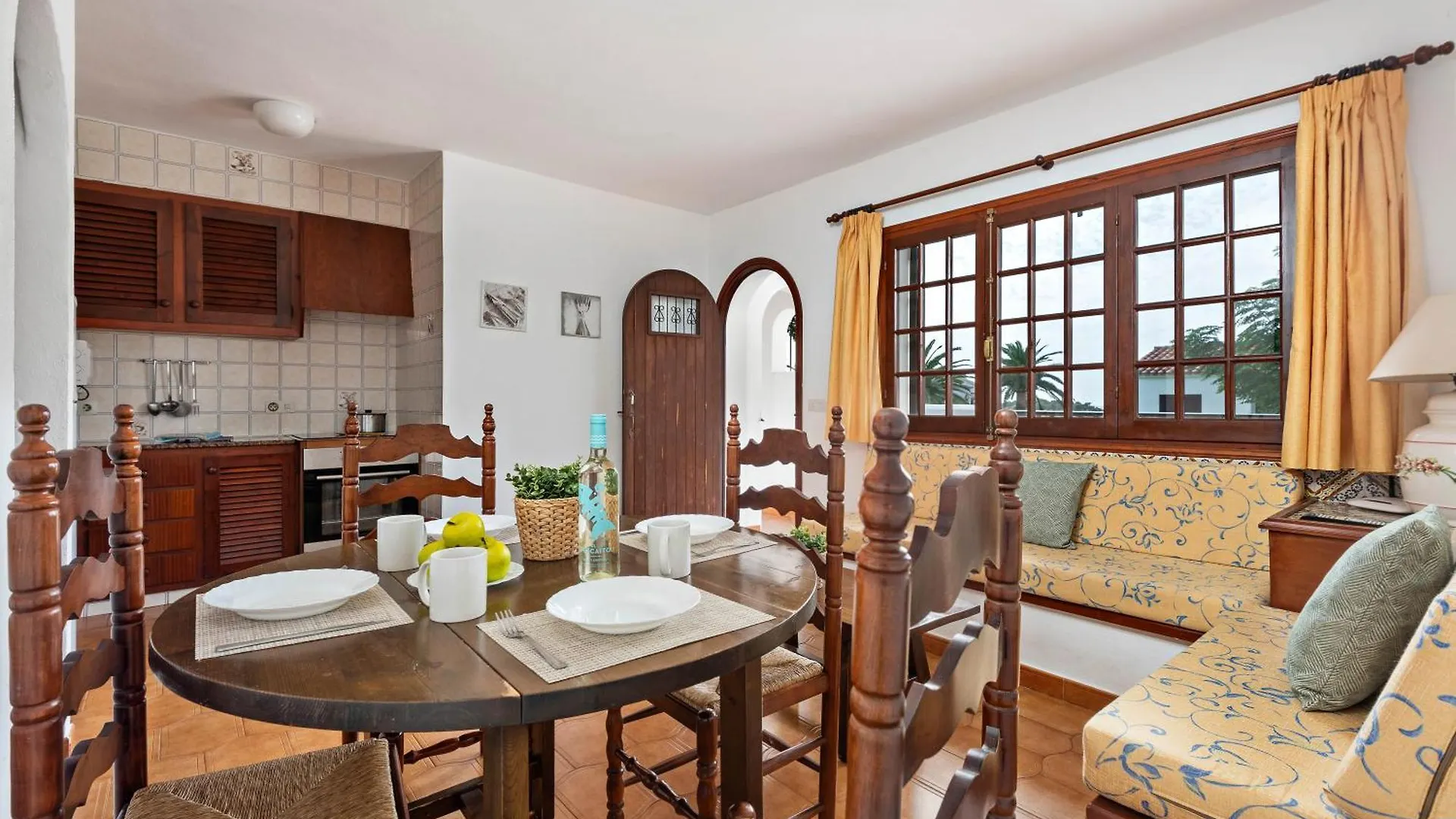 Apartamentos en Son Bou 0*,