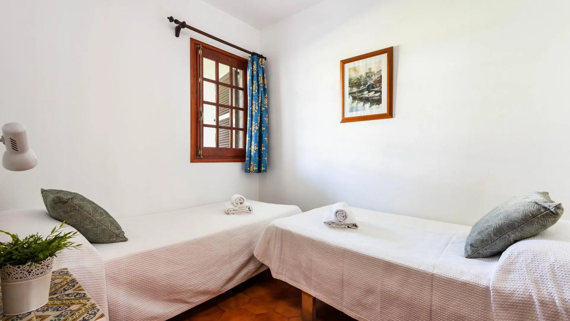 Apartamentos En סון באו דירה